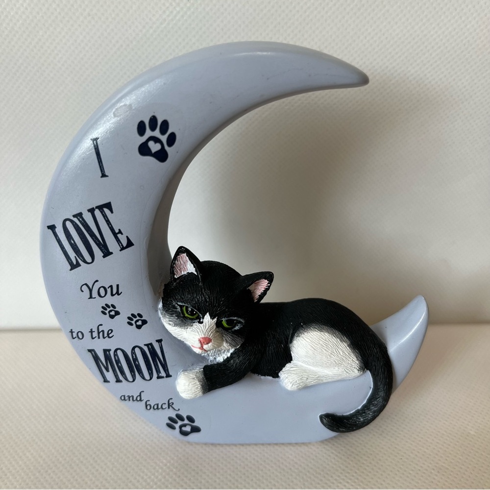 Blake Jensen I love you to the moon and back Cat Figurine Hamilton Collection
